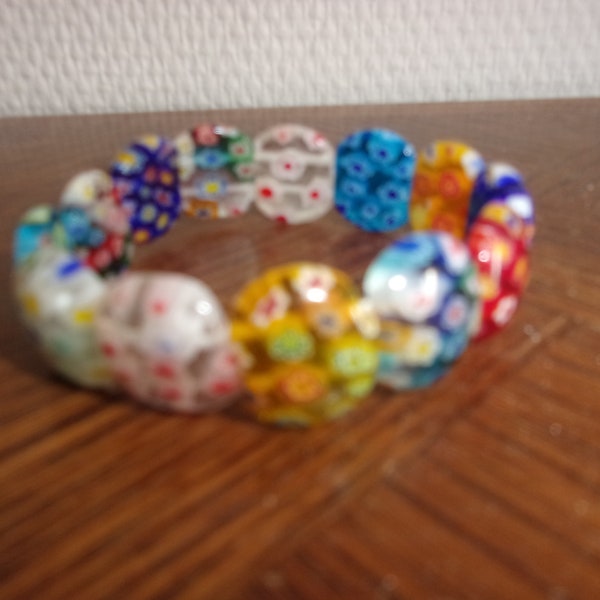 Bracelet en perles de verres Murano monté sur élastique