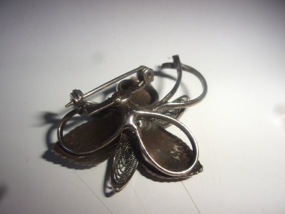 Broche en métal argenté ,broche vintage - image 2