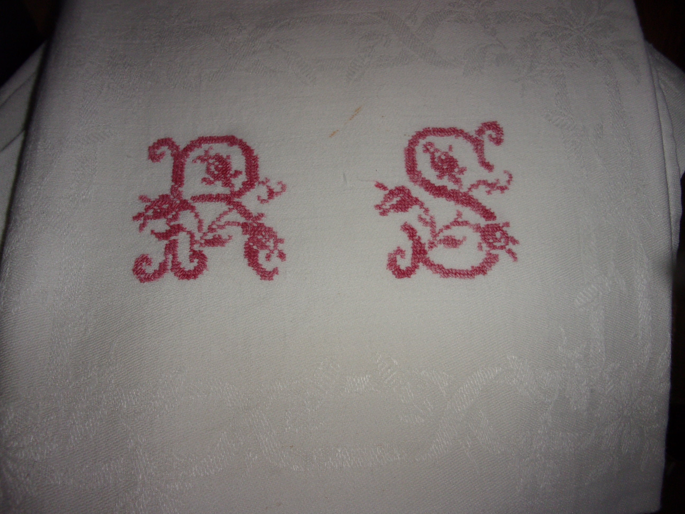 6 Serviettes de Table Vintage , Six Serviettes en Tissu Damassé Monogrammés R S