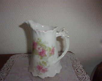 Petit pot a lait en poircelaine ,pot ancienne porcelaine