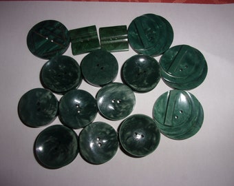 Set of 15 green buttons, set of vintage green buttons