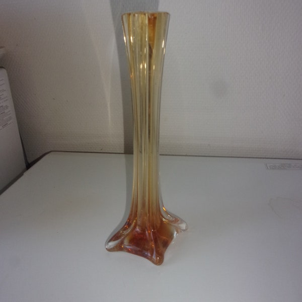 Vase en verre soufflé soliflore ,vase vintage