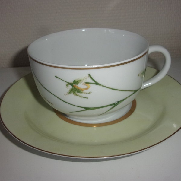 Tasse et soucoupe vintage ,tasse et soucoupe porcelaine de limoges M2DARD DE NOBLAT