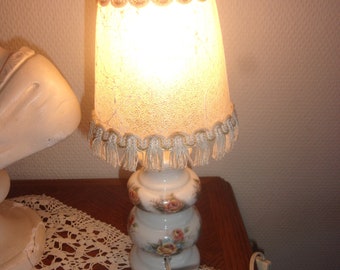 Petite lampe de chevet vintage ,lampe de chevet pied en porcelaine véritable