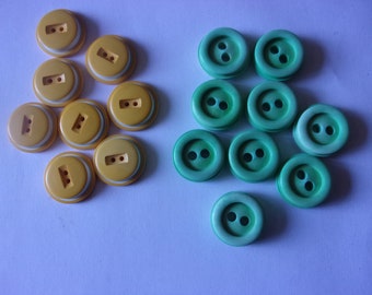 lot de boutons verts et boutons jaunes ,9 boutons verts et 8 boutons jaunes vintage