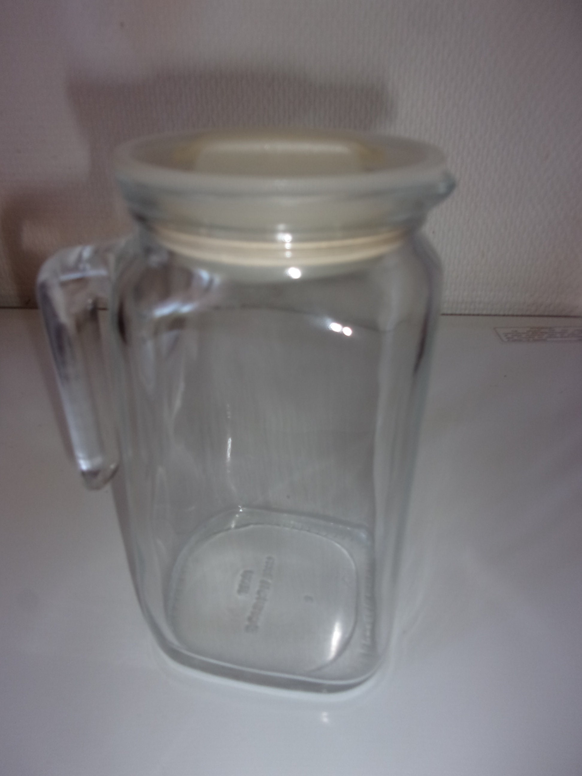Bormioli Rocco Glass Frigoverre Jug With Airtight Lid (1 Liter