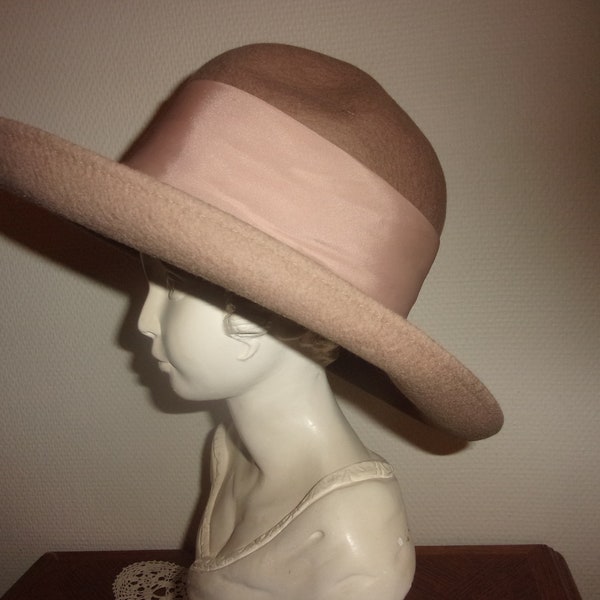 Chapeau femme en feutre beige WIITELEY ENGLAND