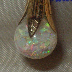 vintage fiery australian opal necklace pendant  floating opal  gold filled tulip cap with chain