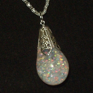 large kyocera australian opal aurora borealis floating opal pendant necklace beautiful fire