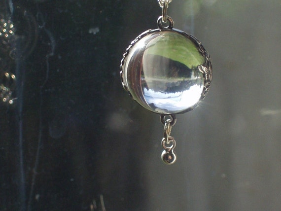 vintage pools of light quartz rock crystal  neckl… - image 1