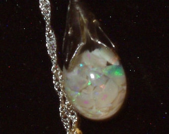 vintage sterling silver floating opal necklace pendant australian opal  glass drop opals floating like a miniature snow globe