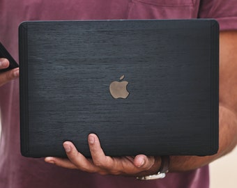 Funda para MacBook Real Wood - Fresno negro, funda con clip - Modelos M3 ya disponibles