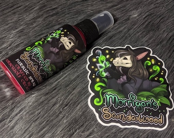Morrigan&#39;s Sandalwood Fursuit Spray + 3 &quot;Sticker von Norsewolf Creations Kostüm Cosplay Plüschduft Duft versandkostenfrei