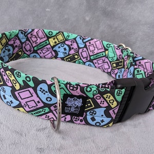Collar KAWAII GAMER hecho a mano por Norsewolf, controlador de consola de juegos, disfraz de cosplay de Nintendo para mascota, spray de aroma furry fandom para perro