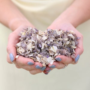 Coriandoli per matrimonio biodegradabili grigi e avorio / Coriandoli di fiori secchi ecologici coltivati in Gran Bretagna / 1-10 litri (10-120 manciate) / Grigio vintage