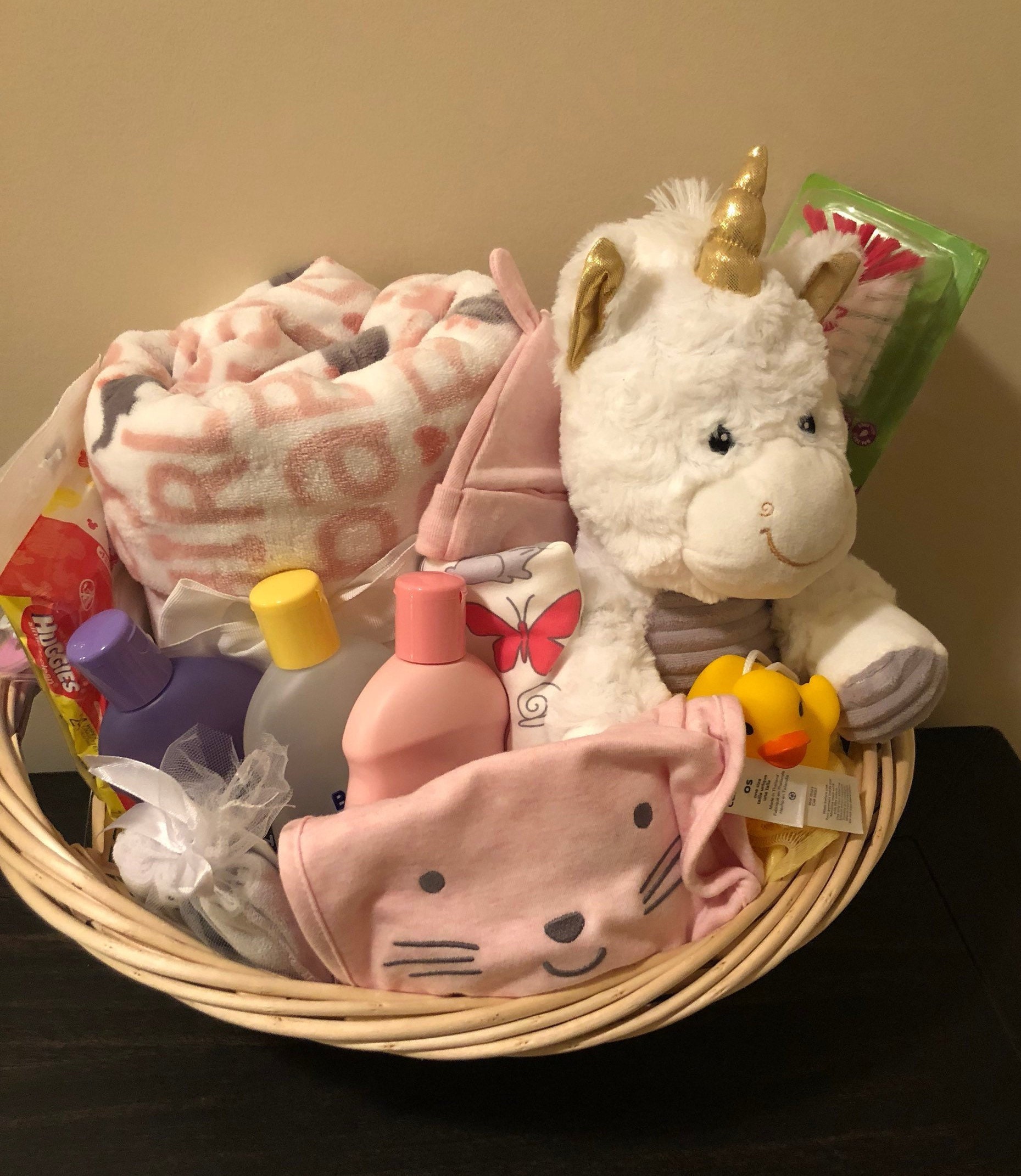Baby basket / Baby Shower Gift basket Medium Etsy