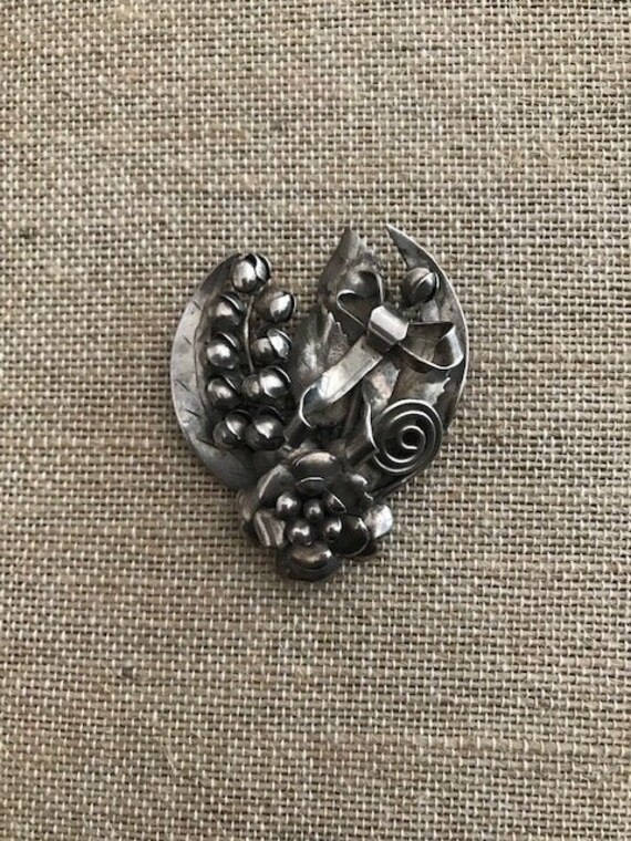 Hobe 1940s Sterling Floral Brooch