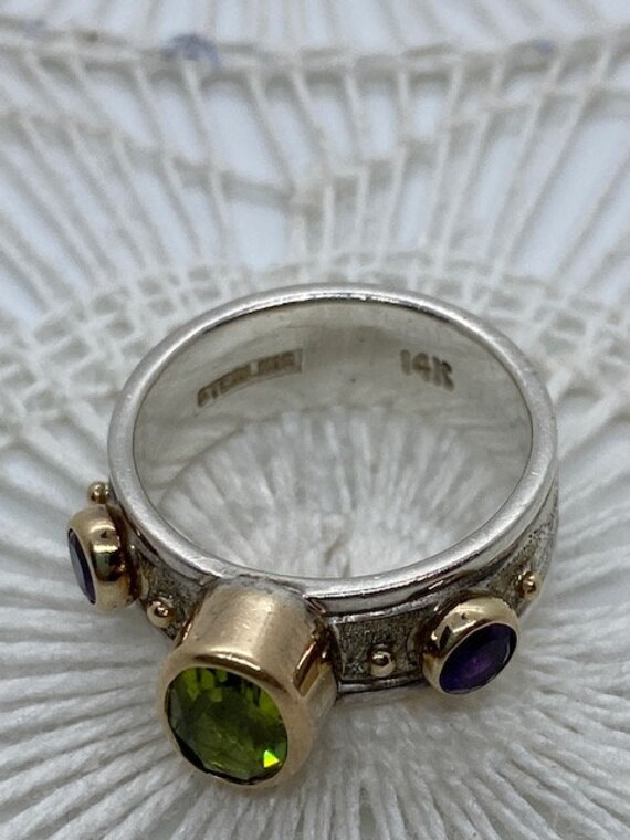 Native American-Made Peridot and Amethyst Ring - image 3