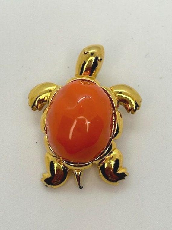 Kenneth J. Lane Turtle Brooch/Pendant - image 2