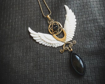 Sacred Geometry Black Star Sapphire with Gold Obsidian Carved Wings Chain Necklace-Boho Jewelry-Unique Piece-Goddess Chain-Cosplay Jewelry