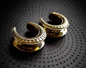 Brass Or White Brass Dots Pattern Saddles Ears Plugs-Stretched Ears-Body Modification-Industrial Design Jewels-Unisex Jewels-Minimalist