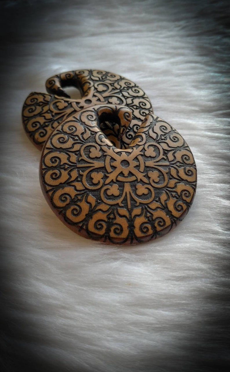 Moroccan Pattern Vector Walnut Wood Ears Hangers 8mm 0G New