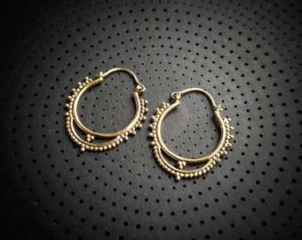 Ottone Punti Etnici Mini Cerchi Orecchini-Gioielli Tribali-Boho-Nuova Collezione-Orecchini Piccoli Chic-Gioielli Zingari-Rajasthani Design-Tribal Fusion