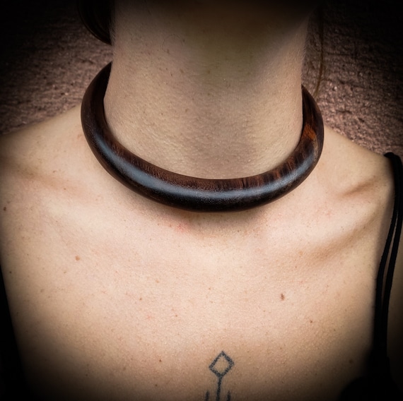 Sono Wood Curved Choker Necklace- Organic- Goddess Necklace