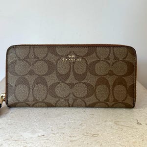 Coach Women's Long Wallet In Signature Monogram Canvas Zipper Brown