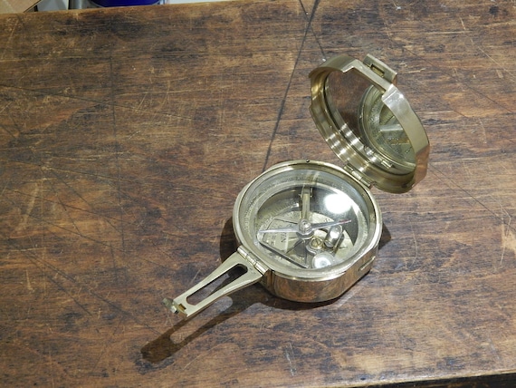 Large working Sighting Compass