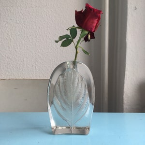 Walther Glas OP Art Solifleur Glasvase mit Blattmotiv 70er Jahre, Made in West Germany.
