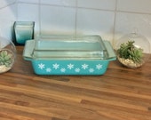 Vintage Pyrex Deep Gaiety Snowflake Turquoise Oblong Casserole Dish, Spacesaver with Lid 1950s Retro JAJ