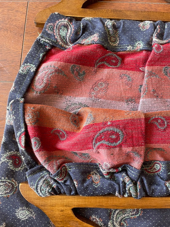 Large vintage paisley tapestry bag with big woode… - image 3