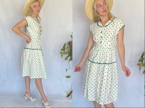 1940’s white with green polka dot picnic day dress - image 1