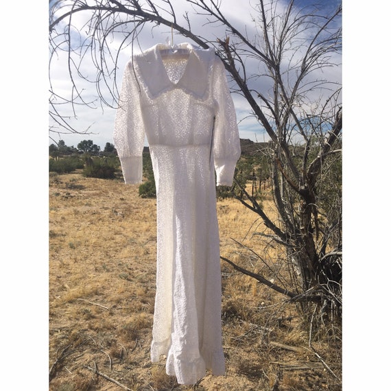 Vintage 1970’s big collar white sheer lace wedding