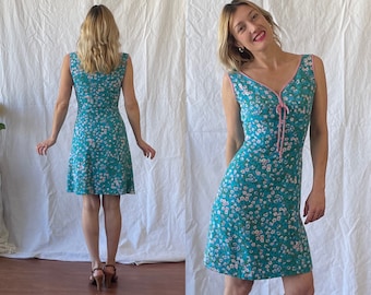 Vintage 1960’s sweet floral dress