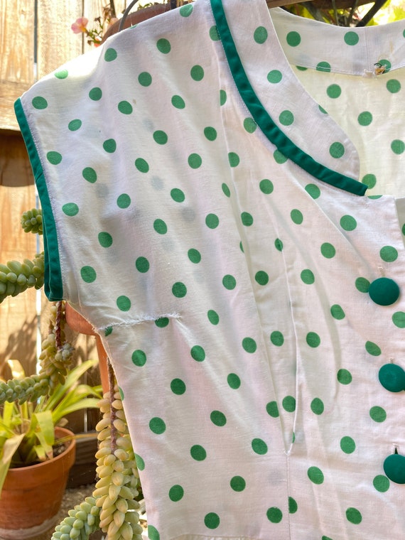 1940’s white with green polka dot picnic day dress - image 6