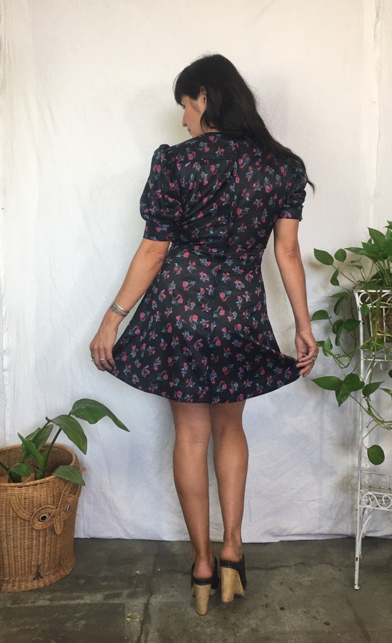 Vintage 1970’s black floral puff sleeve mini dress - image 5