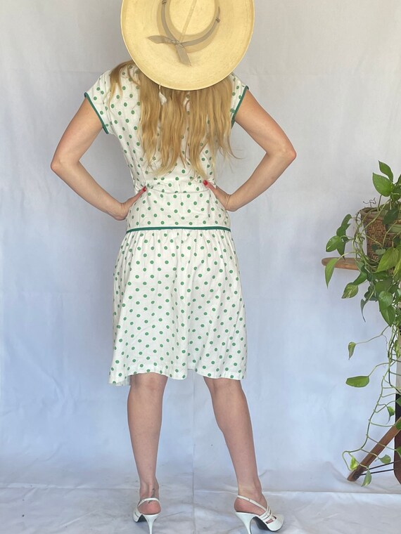 1940’s white with green polka dot picnic day dress - image 5