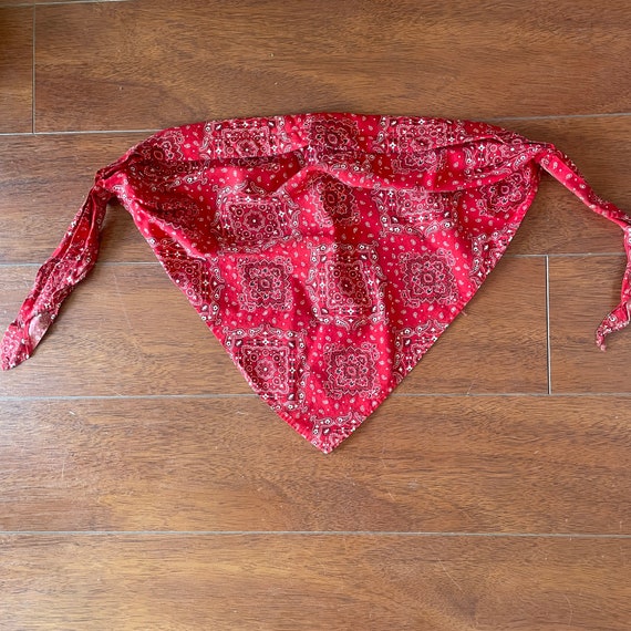 Red vintage bandana head scarf - image 3