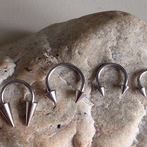 16 gauge horseshoe septum, septum horseshoe, long spike septum, long spike barbell, spiked septum ring, daith, septum jewellery