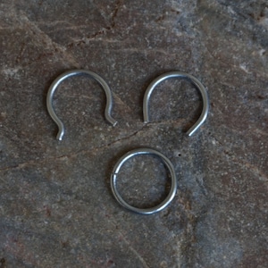 Septum retainers, coloured retainer, septum ring, piercing retainer, body jewellery, septum piercing, septum jewellery,