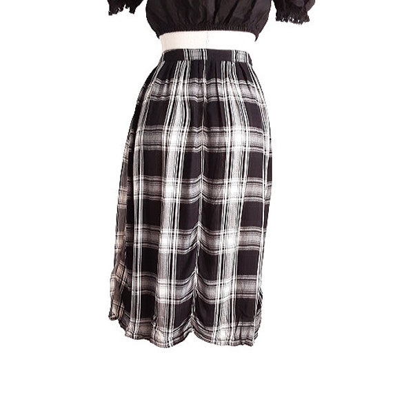 Black and White Tartan Ruched Skirt Vintage Women s Clockhouse High Rise Plaid Check Patterned Midi Skirt Pleated UK 6 Size XXS