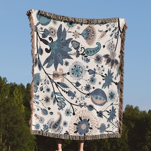 Garden Flowers Woven Blanket, Floral Blanket, Flower Blanket, Housewarming Gift, Flower Home Decor, Floral Woven Tapestry, Summer Blanket