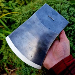 Handforged 5.5lb Tasmanian Axe. Tassie Axe