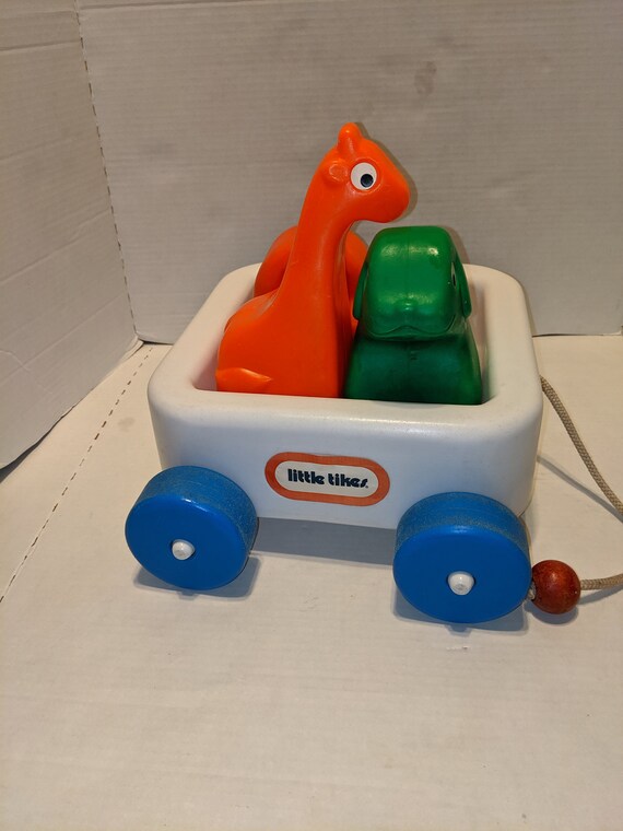 vintage little tikes car