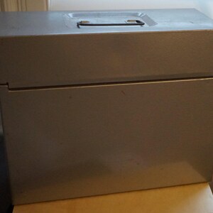 Vintage Lockable Metal File Box Office Supplies Storage Container ...