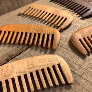 Handmade Wood Comb (WIDE TOOTH)