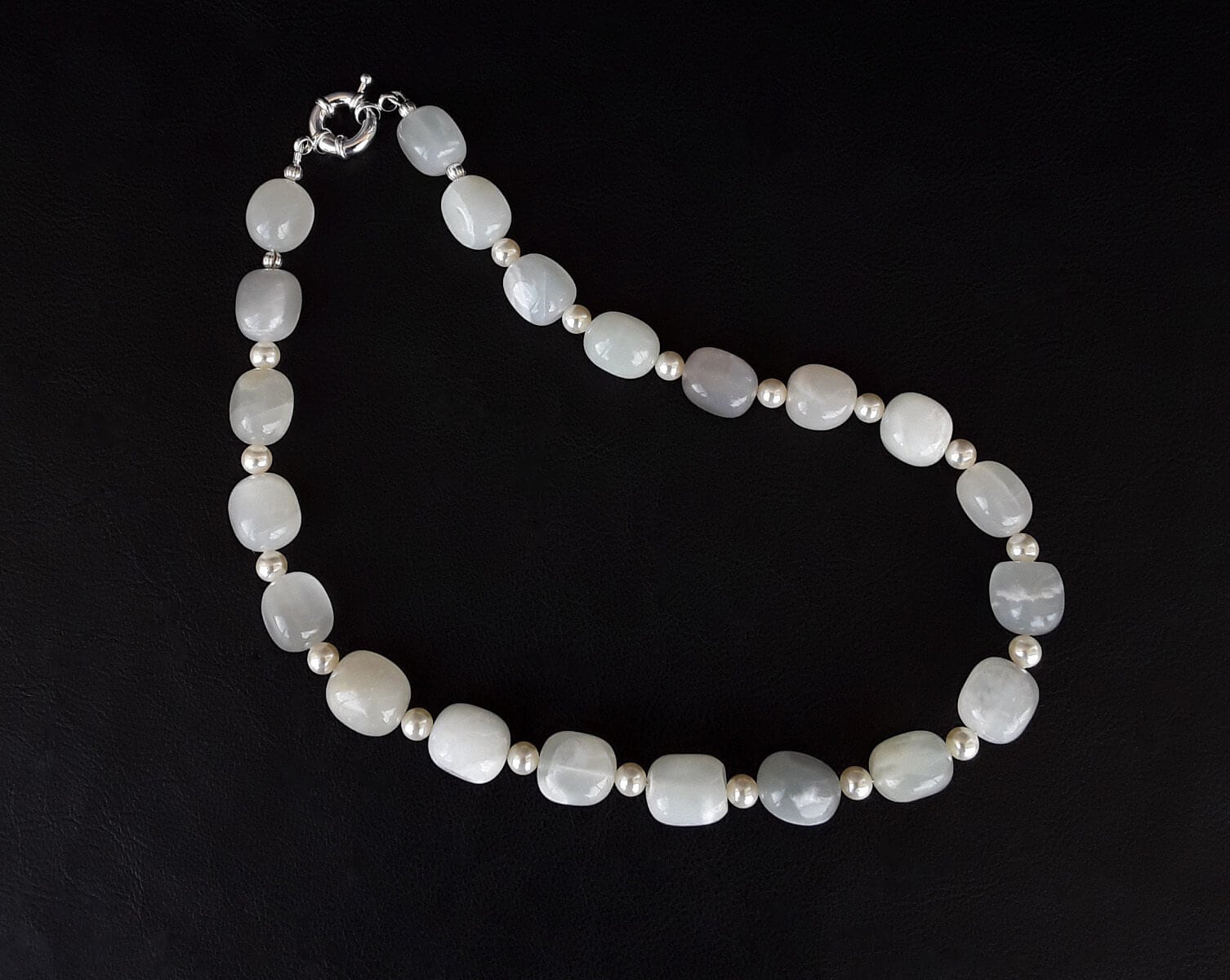 White Pearl Advanced Charm Necklace made of Swarovski | Etsy