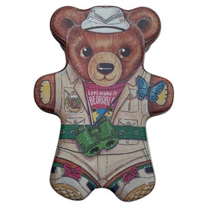 Vintage Bear Cookie Tin Container Rendons-le supportable Nature en forme d'ours 1992 Note manuscrite